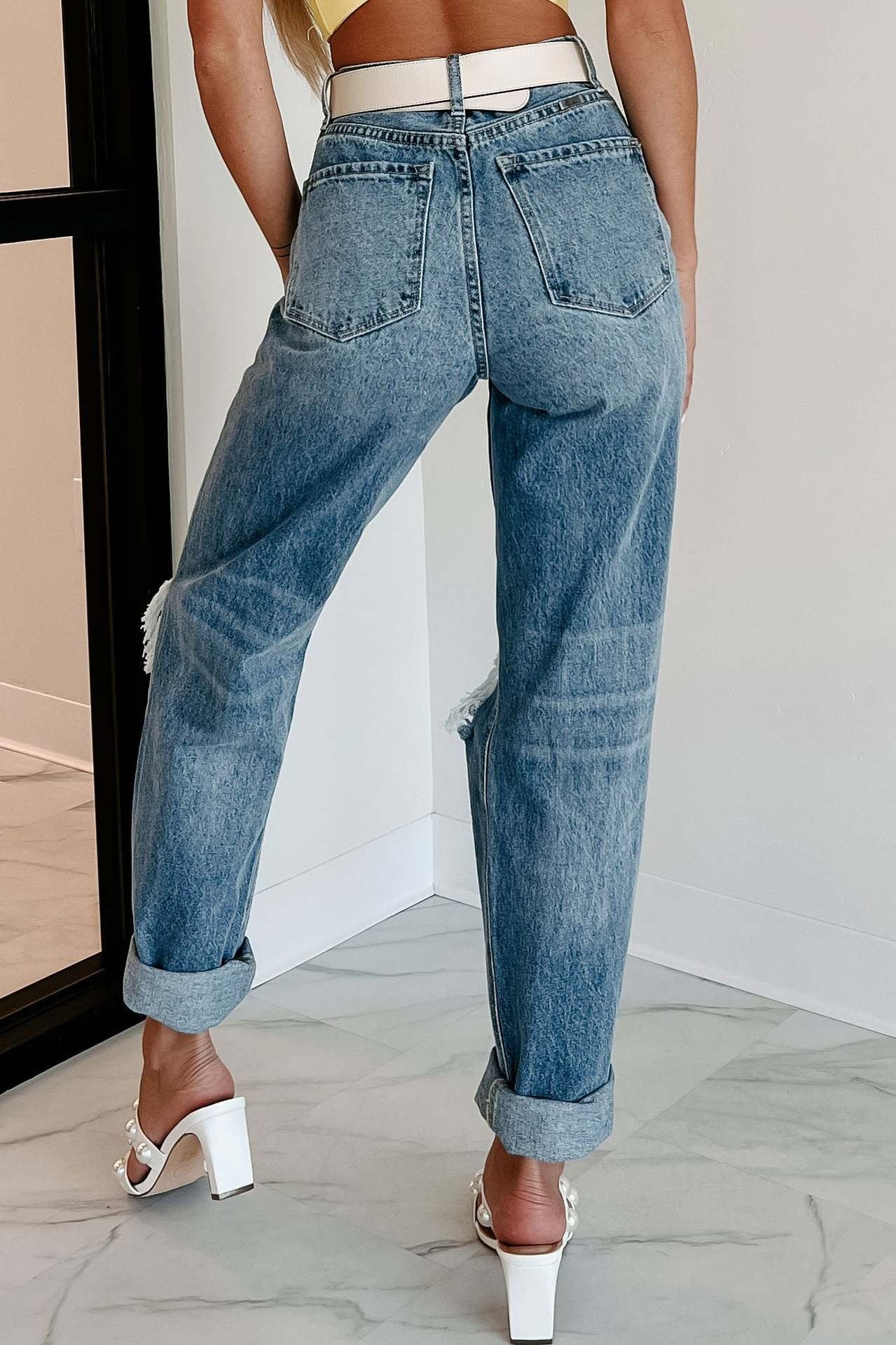 Women's Hight Waist Ripped Denim Pants.